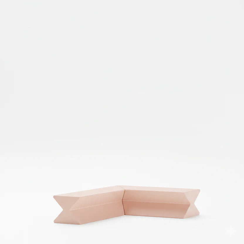 KONKRETUS Fungi Lineal Bench C – Handcrafted Concrete K1 Bench