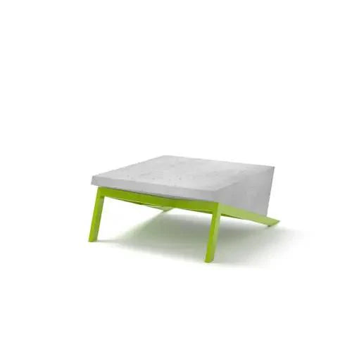KONKRETUS Vinkel Coffee Table – Handcrafted Concrete & Steel Coffee Table