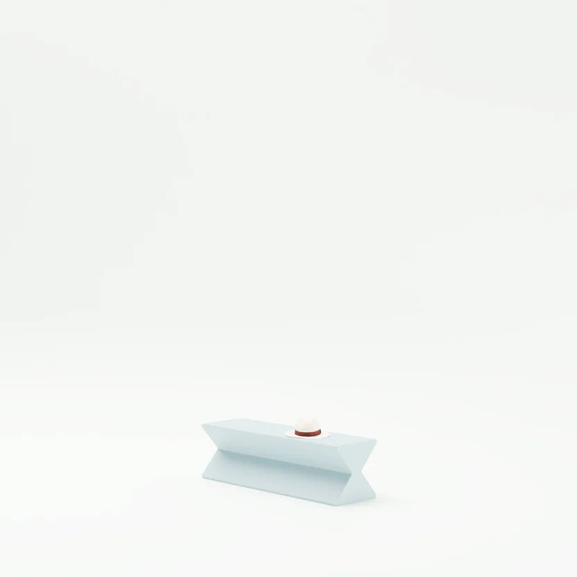 KONKRETUS Fungi Lineal Bench A – Handcrafted Concrete K1 Bench