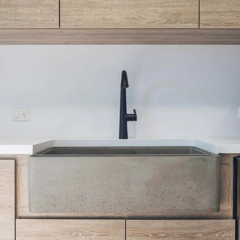 KONKRETUS Kitchen Sink Iguazú 01 – Handcrafted Concrete Kitchen Sink