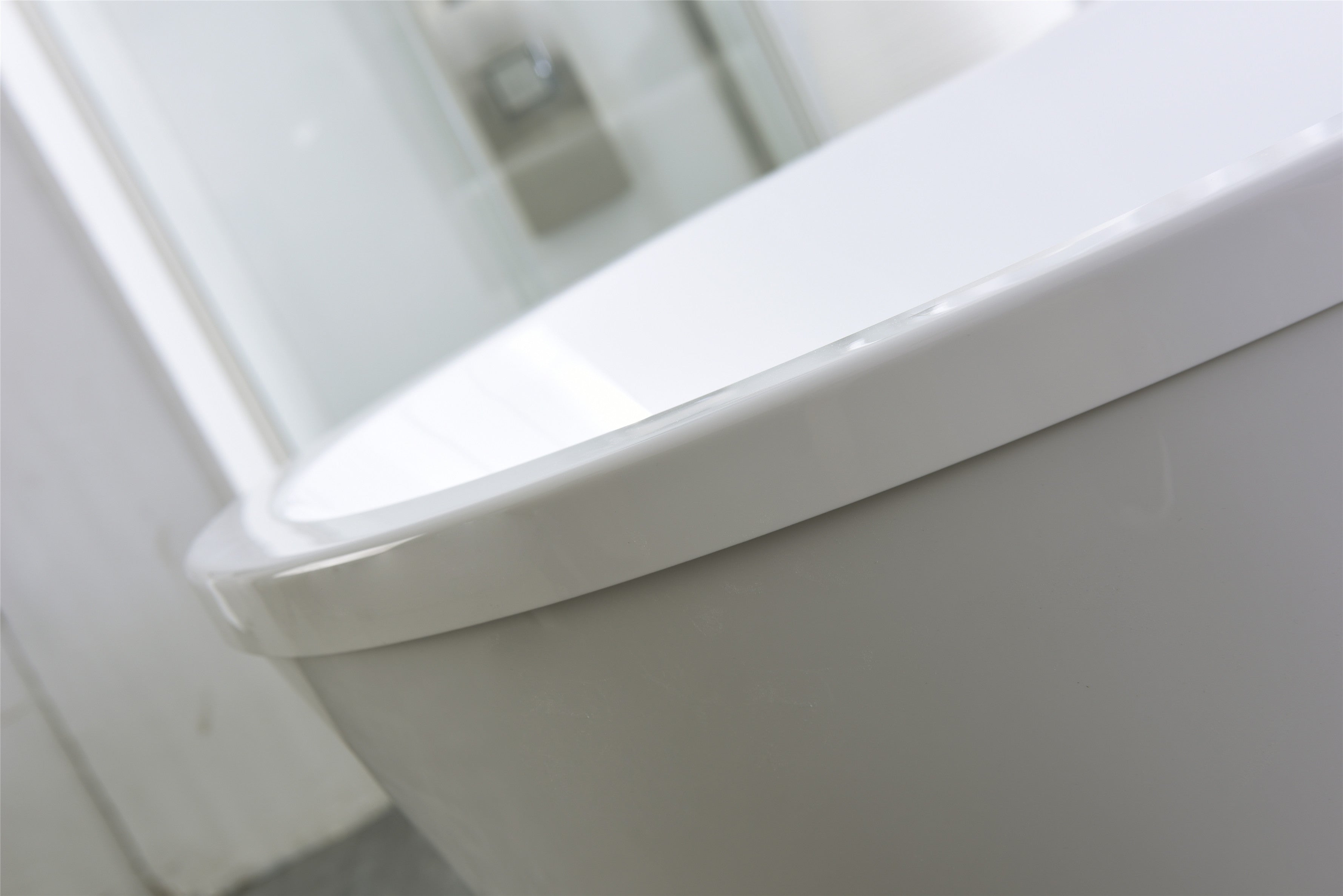 Legion Furniture 67" White Acrylic Tub - NO Faucet