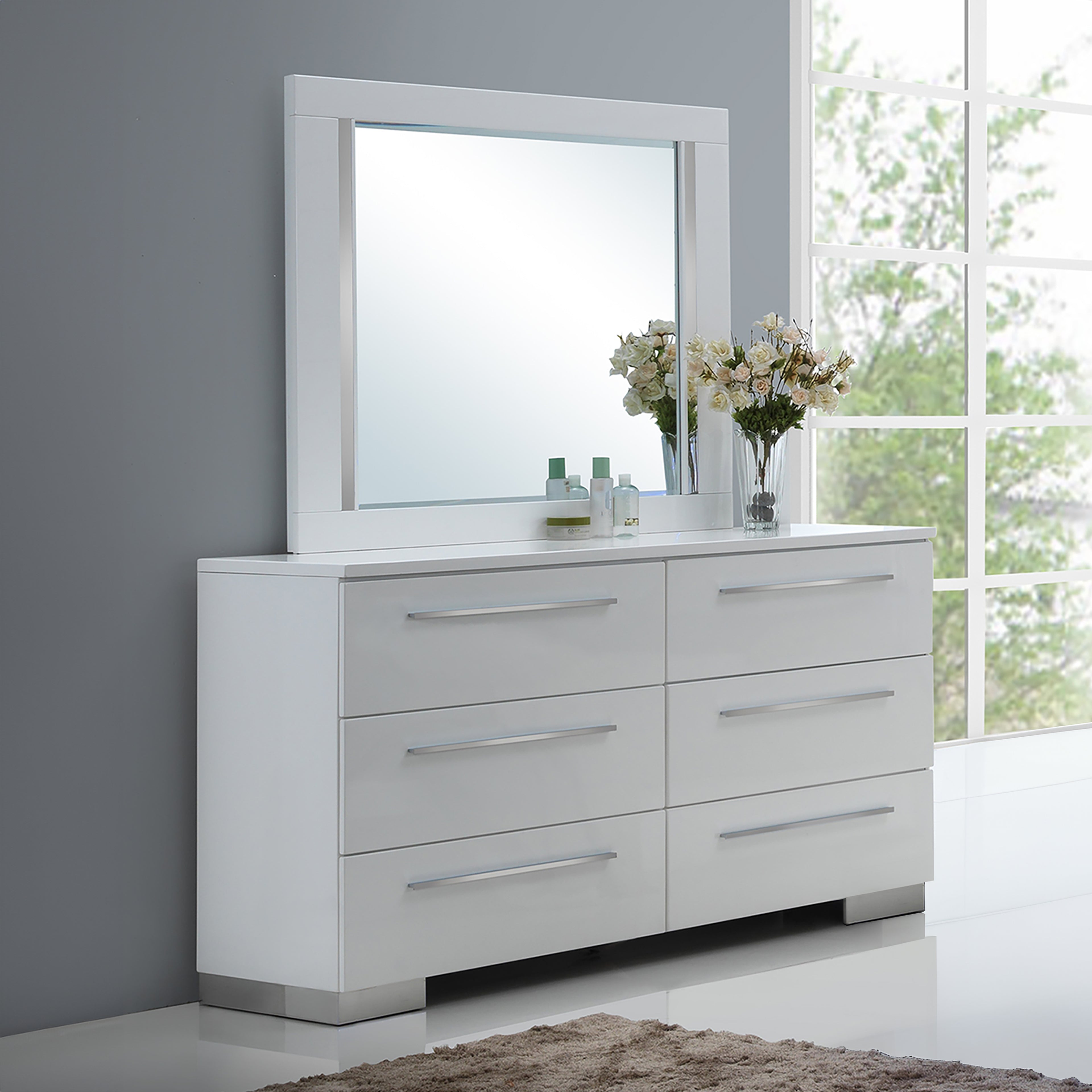 New Classic Furniture SAPPHIRE DRESSER-WHITE