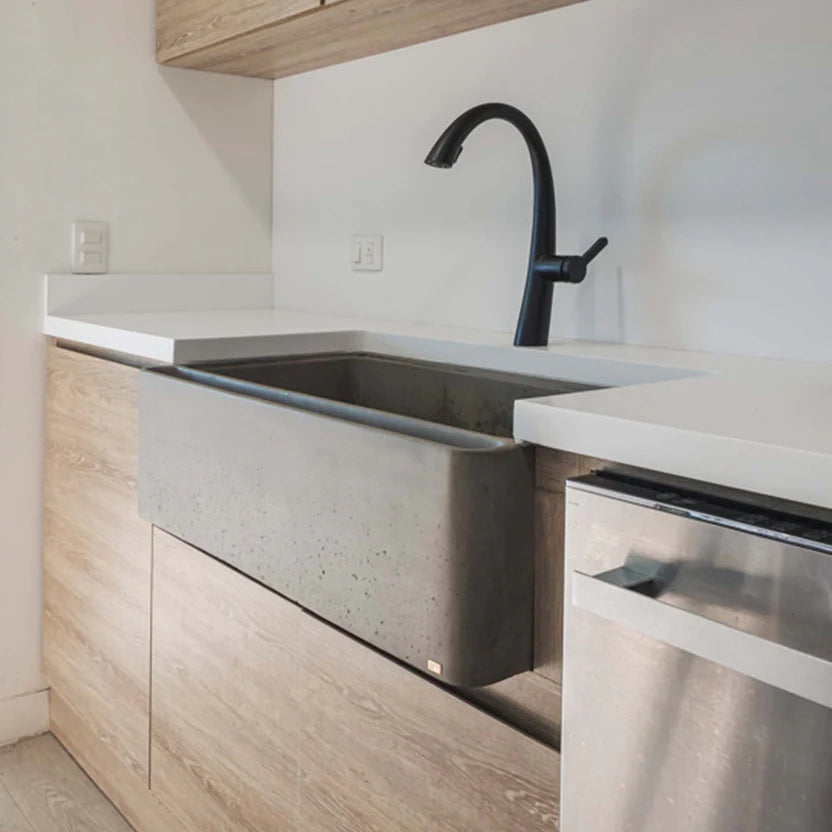 KONKRETUS Kitchen Sink Iguazú 01 – Handcrafted Concrete Kitchen Sink